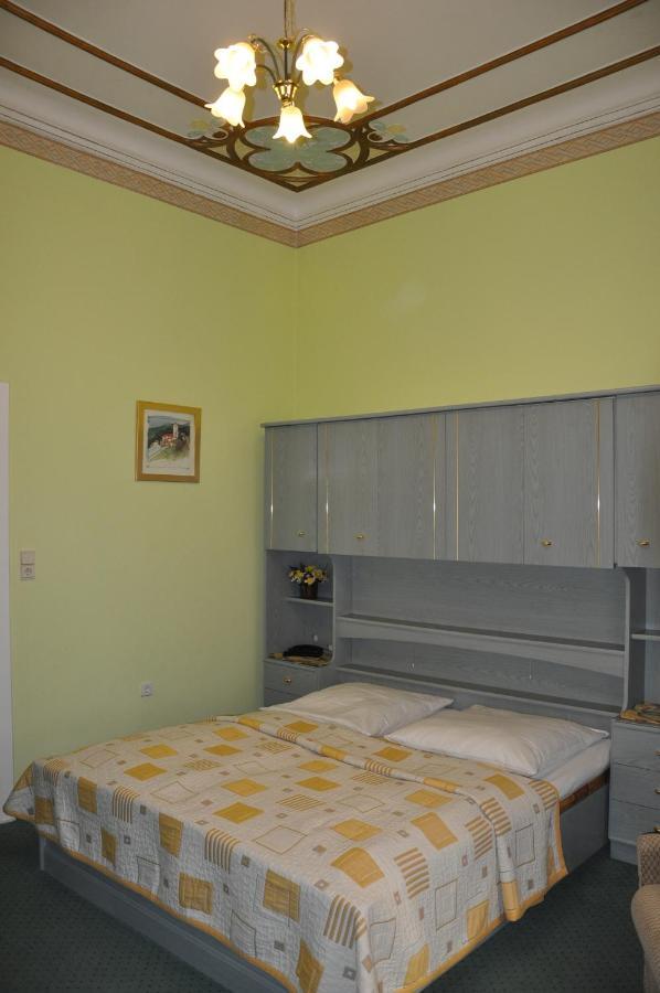 Hotel Pension Savoy near Kurfürstendamm Berlín Habitación foto