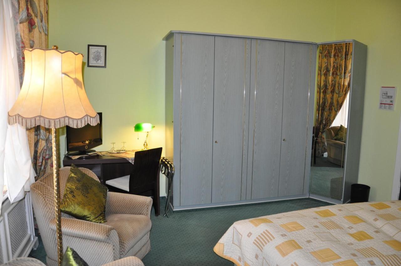 Hotel Pension Savoy near Kurfürstendamm Berlín Habitación foto