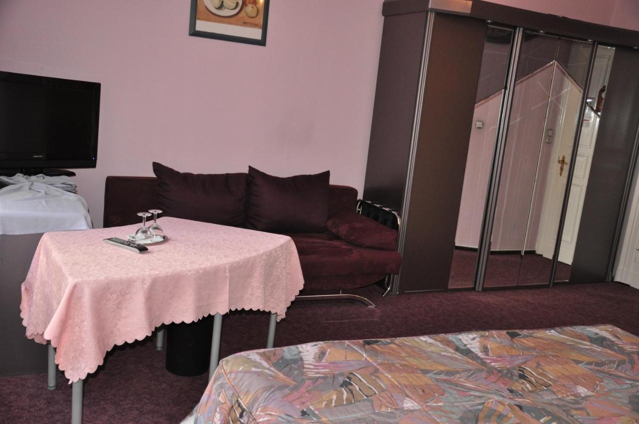 Hotel Pension Savoy near Kurfürstendamm Berlín Habitación foto